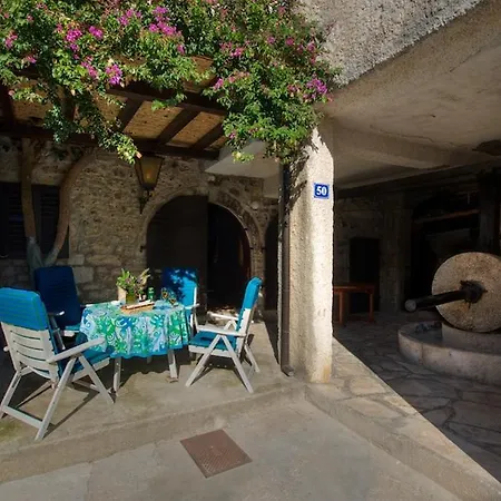 Nyaraló Dalmatian Stone House Baška Voda